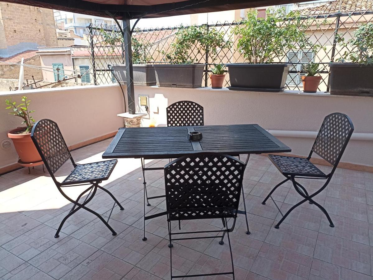 Ferienwohnung A&C Gold Diamond Palermo Exterior foto